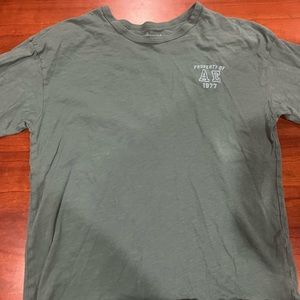 American Eagle Womens T-shirt worn once loose fitting size Dd